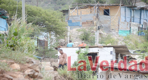 50 familias de La Culebrina amenazadas con perder opción a viviendas si protestan