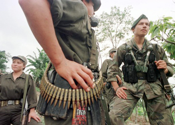 Mueren dos miembros de las Farc y cinco más son capturados por ejército colombiano