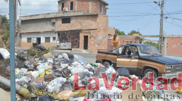 Solicitan contenedor en la entrada de Marapa Piache-La Capilla