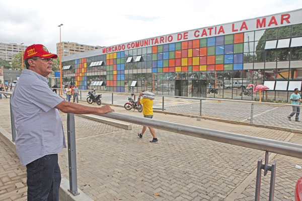 García Carneiro: En pocos días inauguraremos el Mercado Cacique Catia