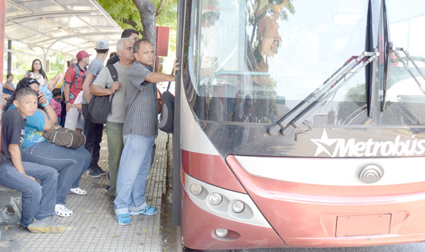 Piden restablecer ruta de Metrobus Vargas