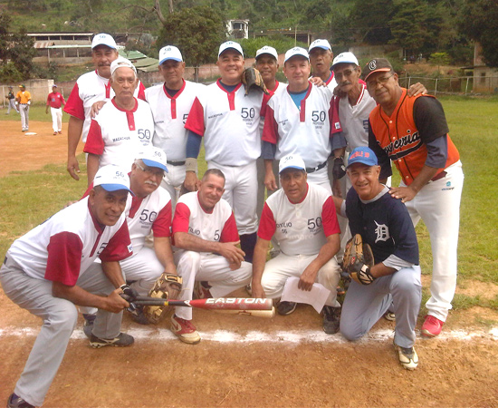 Educadores jubilados realizaron intercambio deportivo en Carayaca
