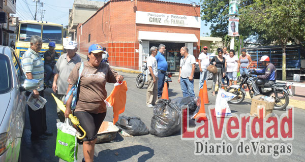 Protestan por falta de agua y electricidad