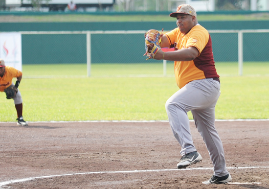 El varguense Erick Alvarez fue uno de los lanzadores  Venezuela airoso ante Panamá en inicio del softbol CAC