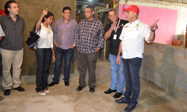 Ministro Jesse Chacón destina Bs. 45 millones para circuito eléctrico Puerto Cruz – Puerto Maya