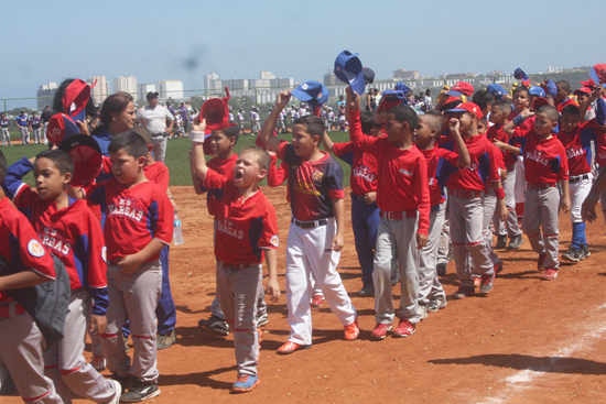 Criollitos regional inauguró oficialmente  su temporada 2014-2015
