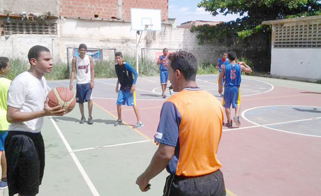 Baloncesto estudiantil se juego en el liceo Vargas