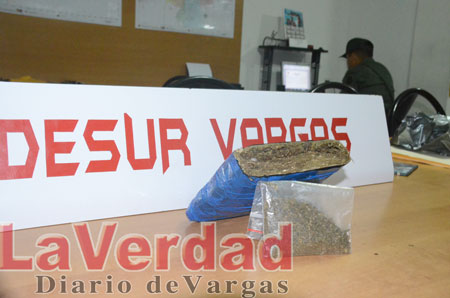 Cae jíbaro con media panela de marihuana en Los Próceres