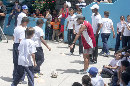 Fundaideas aplica jornada de valores en el Simón Rodríguez