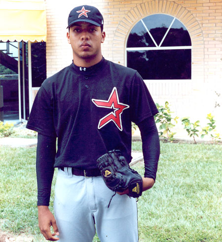 Jhonattan Echarry: Del beisbol profesional al éxito académico