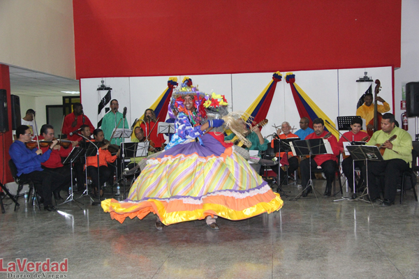 Orquesta Típica Cruz Felipe Iriarte brilla con su rico repertorio