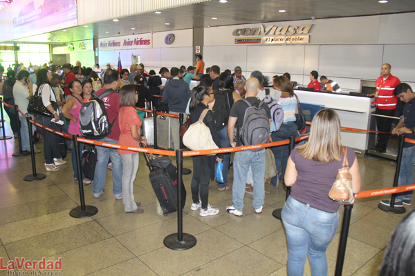 Varados más de 300 pasajeros de Conviasa con destino a Argentina