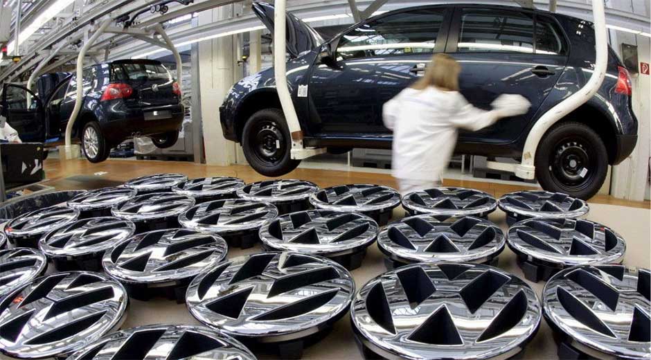 Volkswagen rebaja sus previsiones de venta para 2015