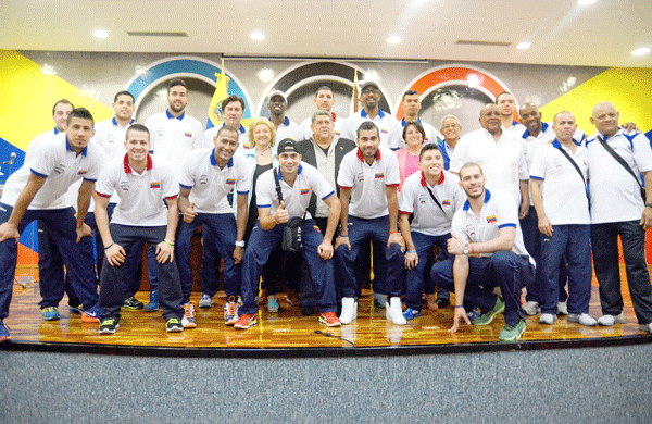 Voleibol criollo masculino comenzó entrenamientos vía Río 2016