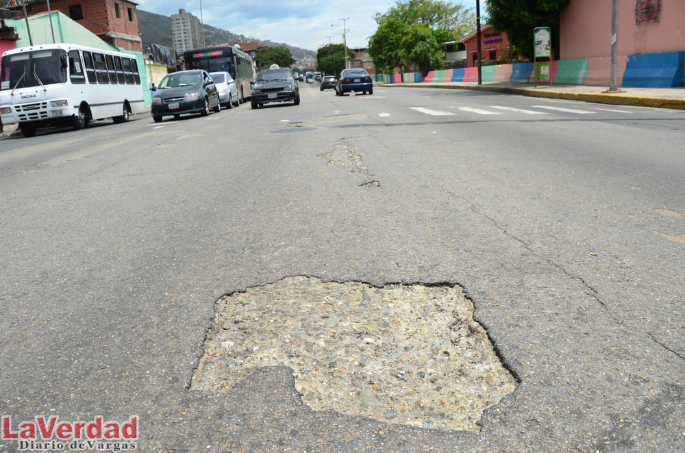 Urge plan de asfaltado en la avenida Soublette