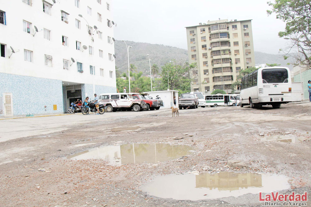 Urge plan de asfaltado para Caribe y Tanaguarena