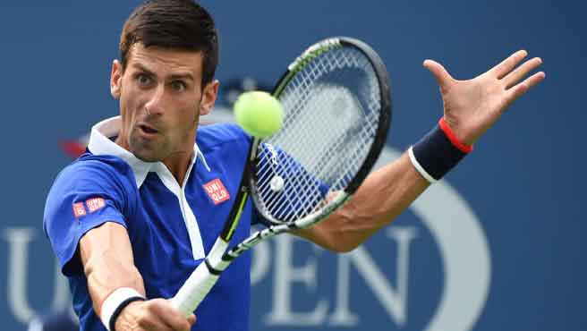 Djokovic deslumbra y Nihikori cae en su debut