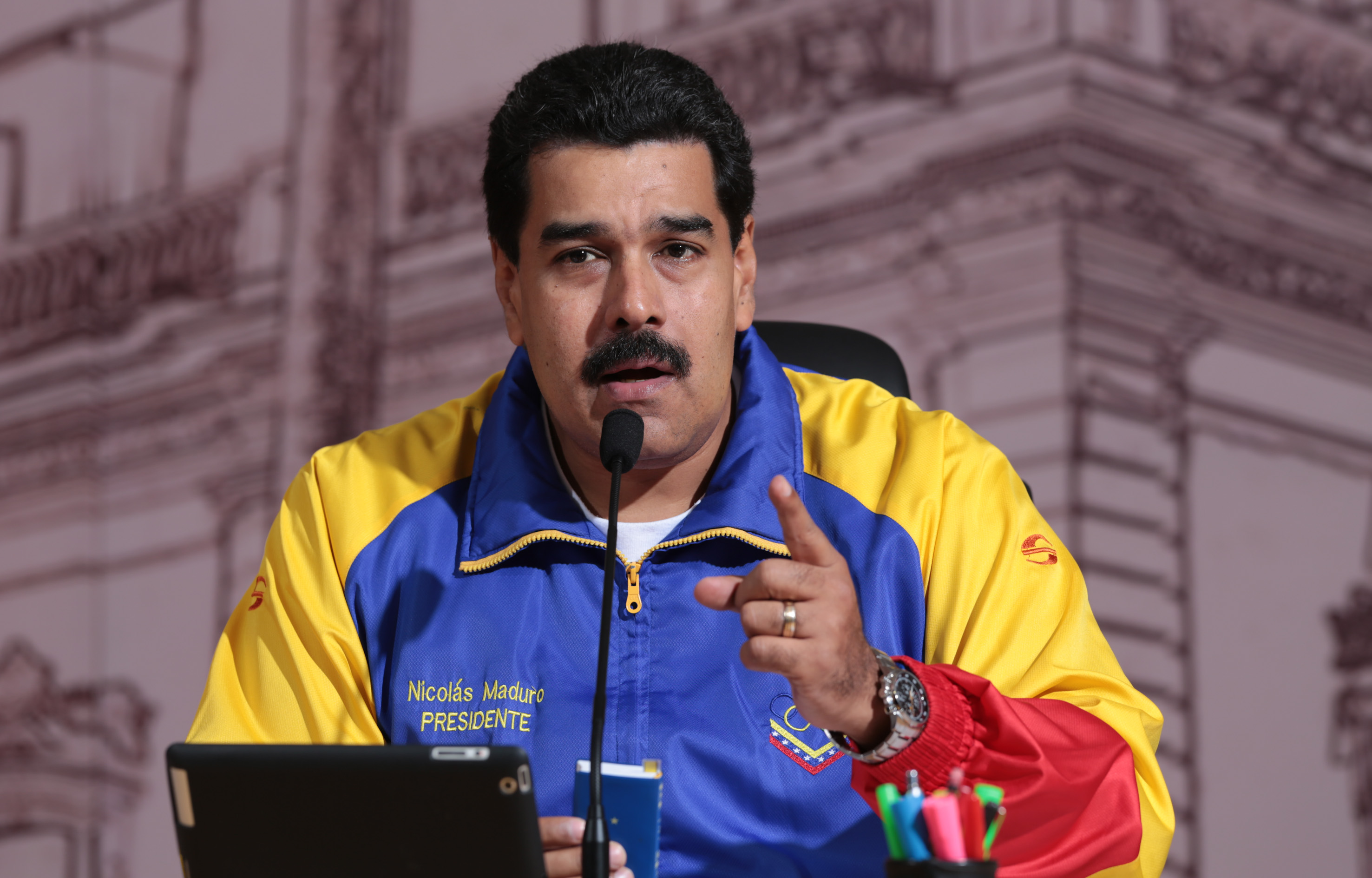 Maduro: “Aristóbulo Istúriz dejará la Gobernación para encabezar lista del Psuv en Anzoátegui”