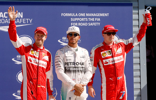 Hamilton suma otra pole position