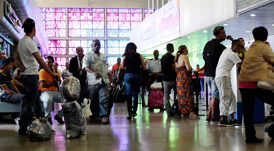 Iata: Actitud de gobierno venezolano con aerolíneas obliga a pagar más para viajar
