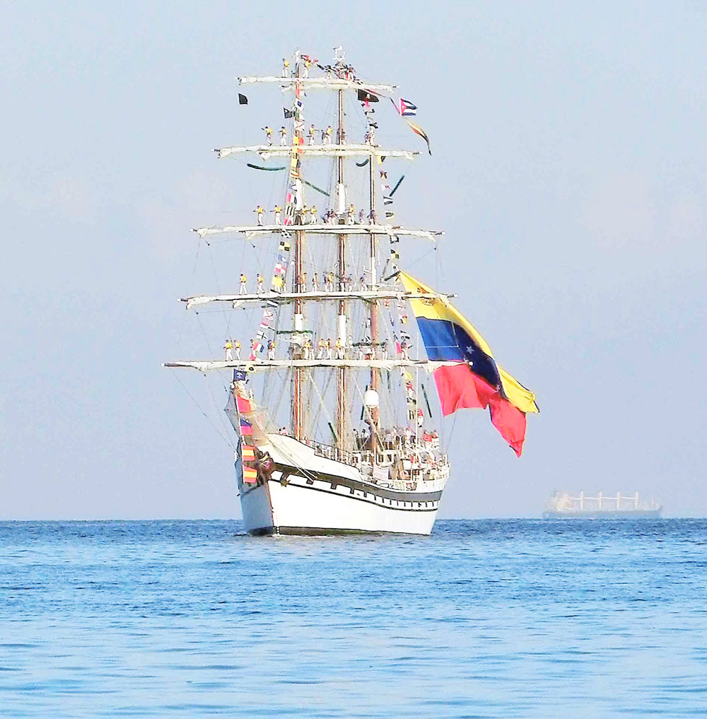 Hoy llega el Buque Escuela Simón Bolívar a La Guaira