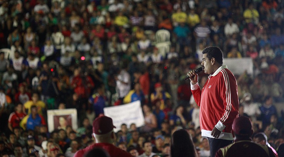 Maduro denuncia plan paramilitar que busca sabotear inicio de clases