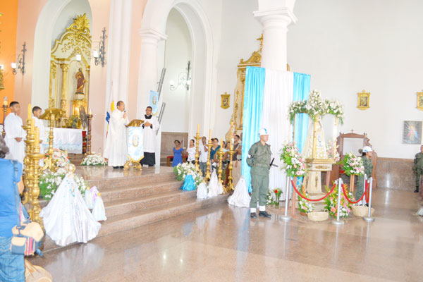 Ofician misa en honor a la Virgen del Valle en la Catedral