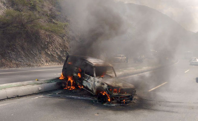 Se incendió rústico del Min-Comunas en la autopista
