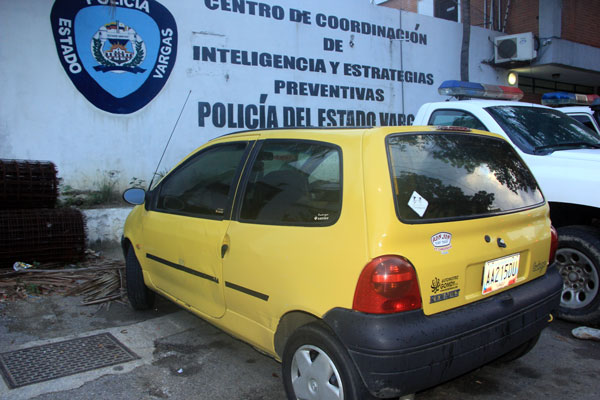 Secuestran a taxista con "granada" que resultó una bomba lacrimógena