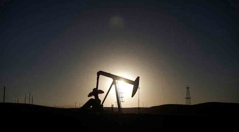Arabia Saudí dice que no reducirá la producción de petróleo
