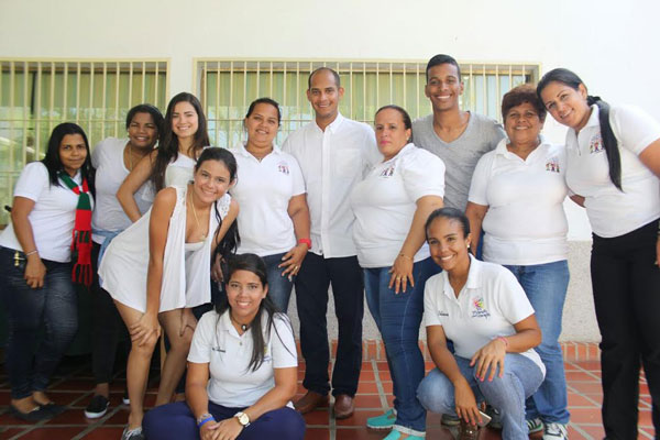 La Fundación Manos Para Vargas llena de alegría a los más necesitados
