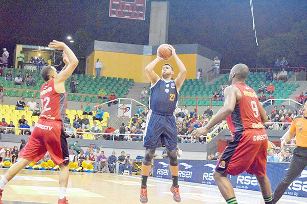 Bucaneros barrieron a Cocodrilos 74-68