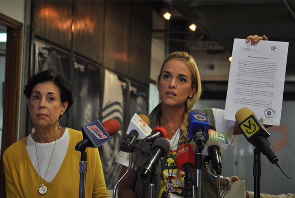 Fiscalía otorga a Lilian Tintori medidas cautelares contra coronel Viloria