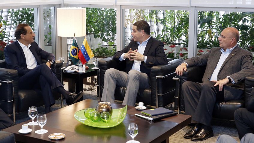 Parlamentarios venezolanos comparecen este miércoles ante el Congreso brasileño