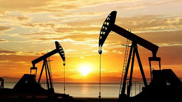 Precio del petróleo cierra la semana en 24,71 dólares