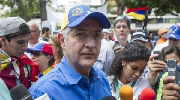 Ramos Allup sobre audiencia de Ledezma: “Fiscal y juez avergüenzan a la justicia”