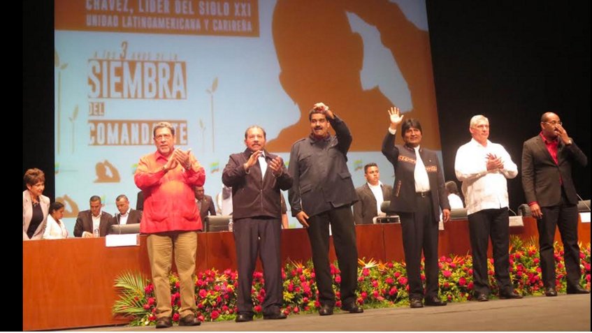 Realizan homenaje a Hugo Chávez en el Teresa Carreño