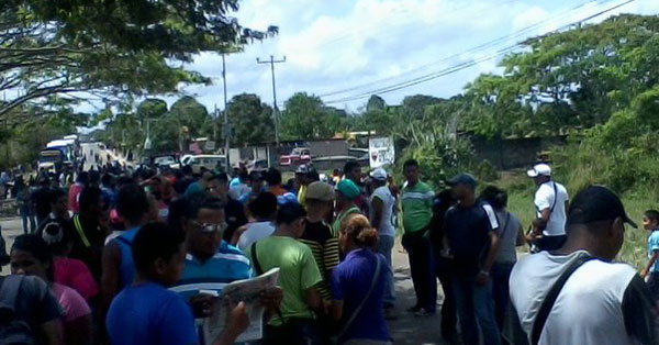 Familiares de mineros desaparecidos en Bolívar continúan exigiendo información