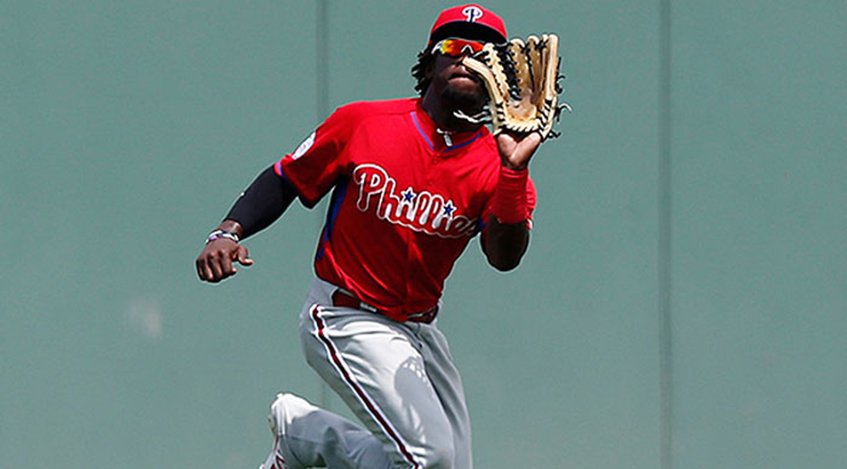 Odubel Herrera continuará como el jardinero central de Filadelfia