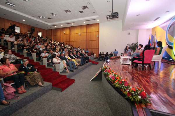 En Bolívar se realizó curso de ciencias aplicadas del COV