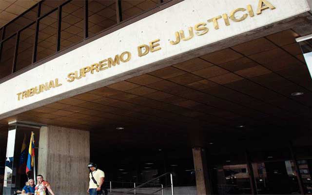 Contralor solicitó al TSJ acciones legales contra Guaidó