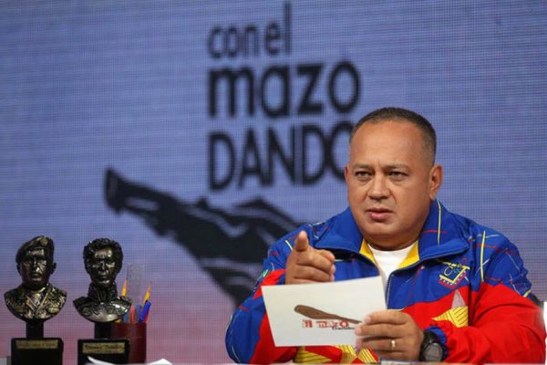 Cabello aseguró que el diputado español Albert Rivera vino a «hacer el ridículo»