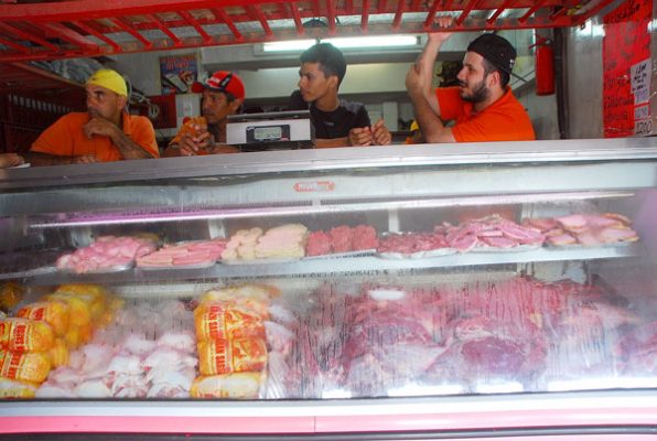 Caen 70% ventas de carnes rojas