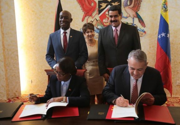 Venezuela y Trinidad y Tobago firman acuerdo para crear empresa conjunta de gas