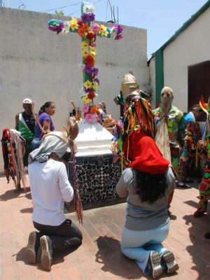 En Naiguatá celebraran encuentro nacional de la Cruz de mayo