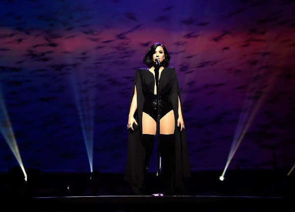 Demi Lovato se desnuda para promocionar su nuevo tema