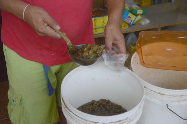 Ingredientes para las hallacas están guindando por falta de importación