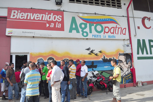 Personal de Agropatria se negaba a vender y se generó una protesta