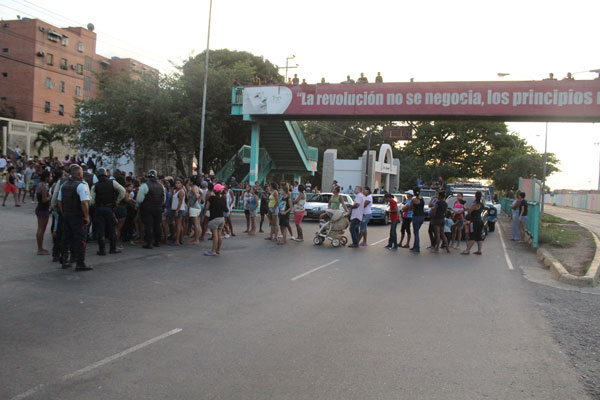 Barrio Aeropuerto pide que mande más comida