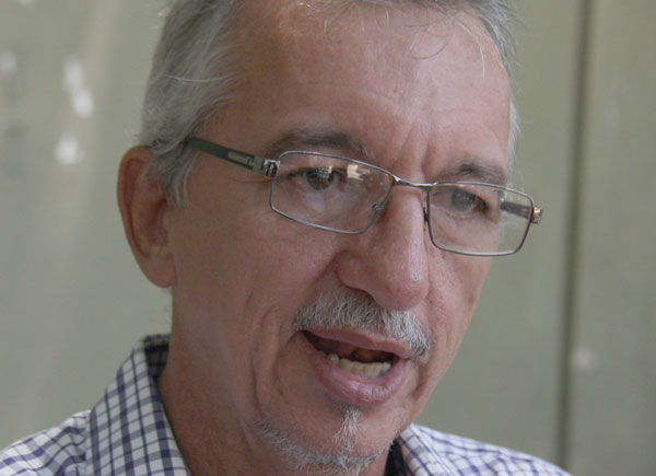 Teixeira: Gobierno busca que la MUD se separe del diálogo